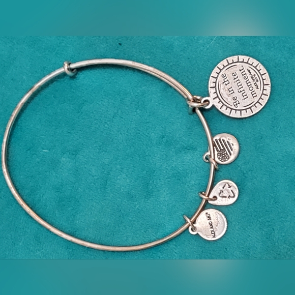 Alex & Ani silver charm bangle, Starburst design - Picture 3 of 5